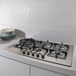 Cooktop 5 Bocas Elettromec em Inox instalado em uma bancada