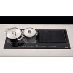 Cooktop-por-Inducao-Tramontina-4-Bocas-Preto-com-duas-panelas-em-inox-em-cima