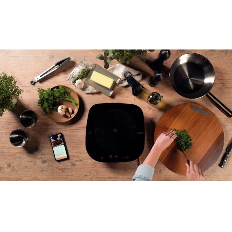 Cooktop-de-Inducao-Tramontina-Portatil-Guru-30Cm-Preto-110V-95700_004-Cook-Eletroraro--4-