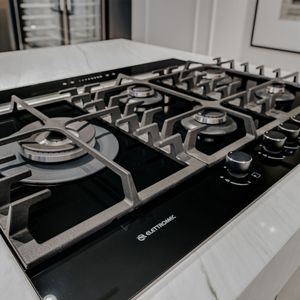 Cooktop a Gás Elettromec Vetro 5Q 90cm Vidro Preto Bivolt CKG-5Q-90-VT-3TNA