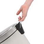 Lixeira Tramontina com Pedal Brasil Inox 30L 94538_130 -5-.jpg