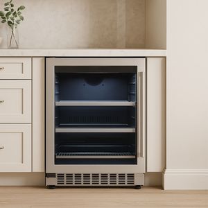 Cervejeira de Embutir Elettromec 135 Litros Abertura para Esquerda